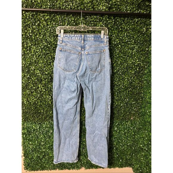Abercrombie and Fitch The 90s Relaxed Denim Jeans Size 26/2 - Picture 2 of 4